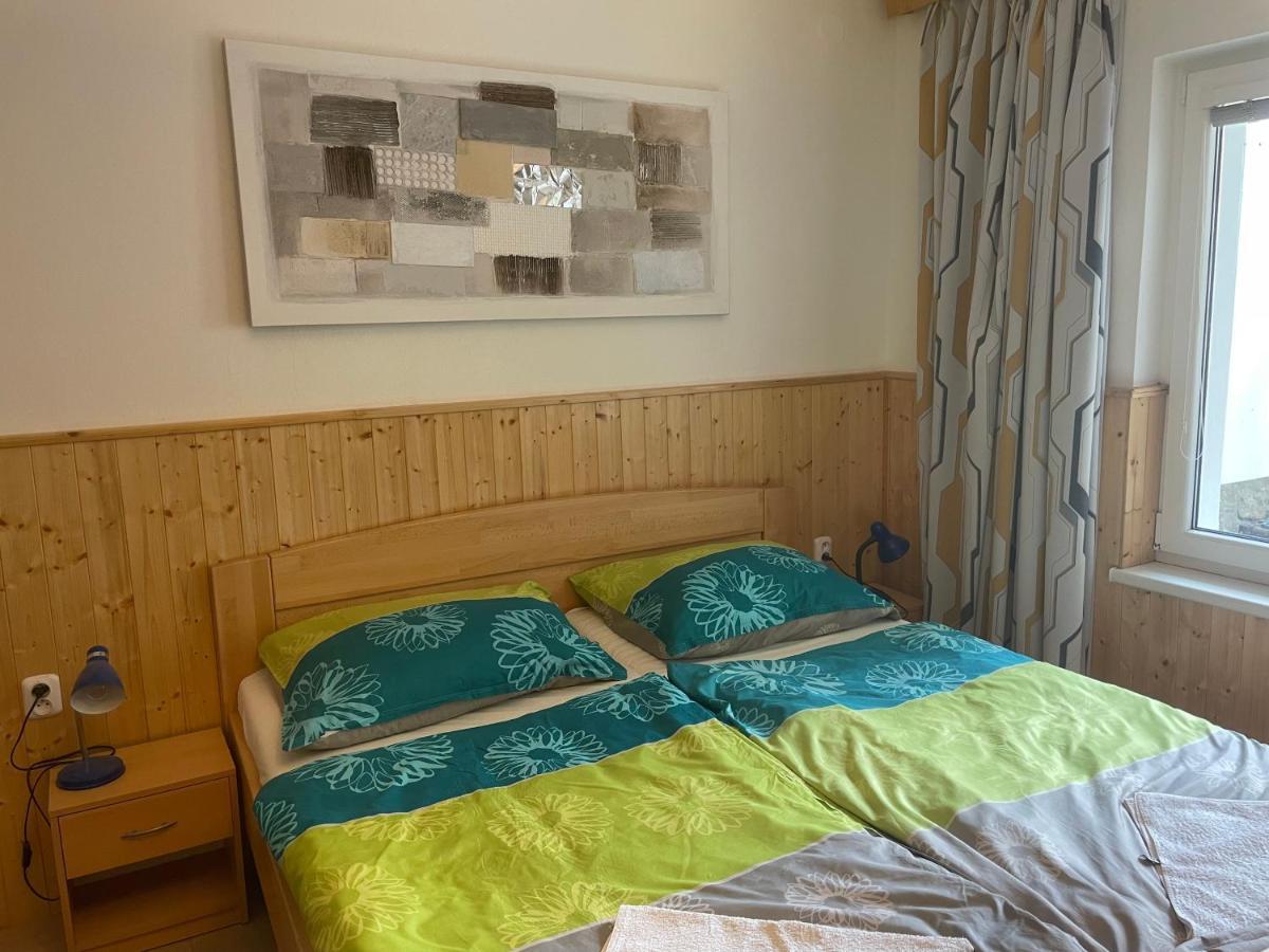 Hotel Penzion Fontana Náměšť nad Oslavou Zewnętrze zdjęcie